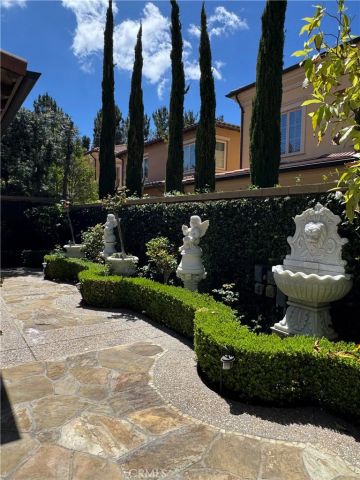 80 Cipresso, Irvine, CA 92618