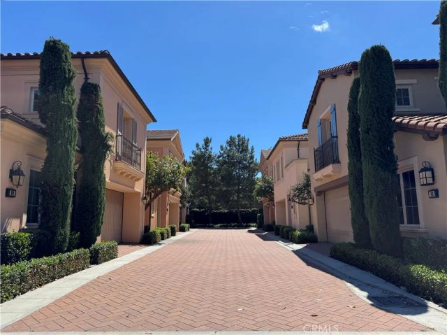 80 Cipresso, Irvine, CA 92618