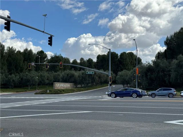 80 Cipresso, Irvine, CA 92618