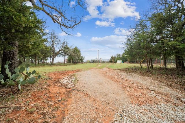 10001 144th Street, Lexington, OK 73051