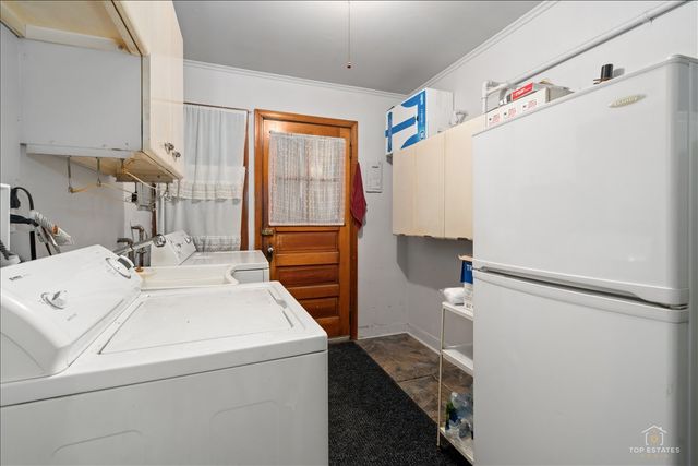 2212 West Street, River Grove, IL 60171