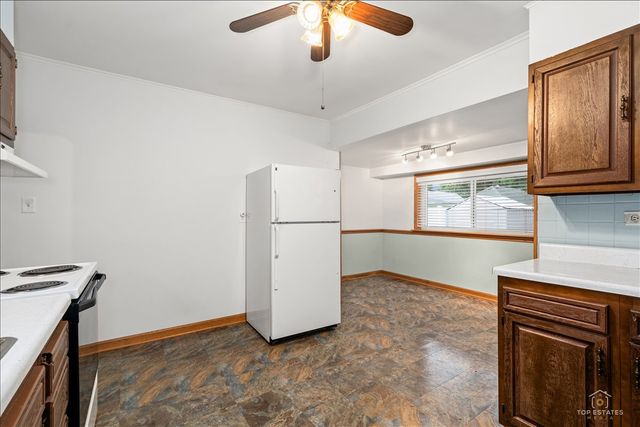 2212 West Street, River Grove, IL 60171