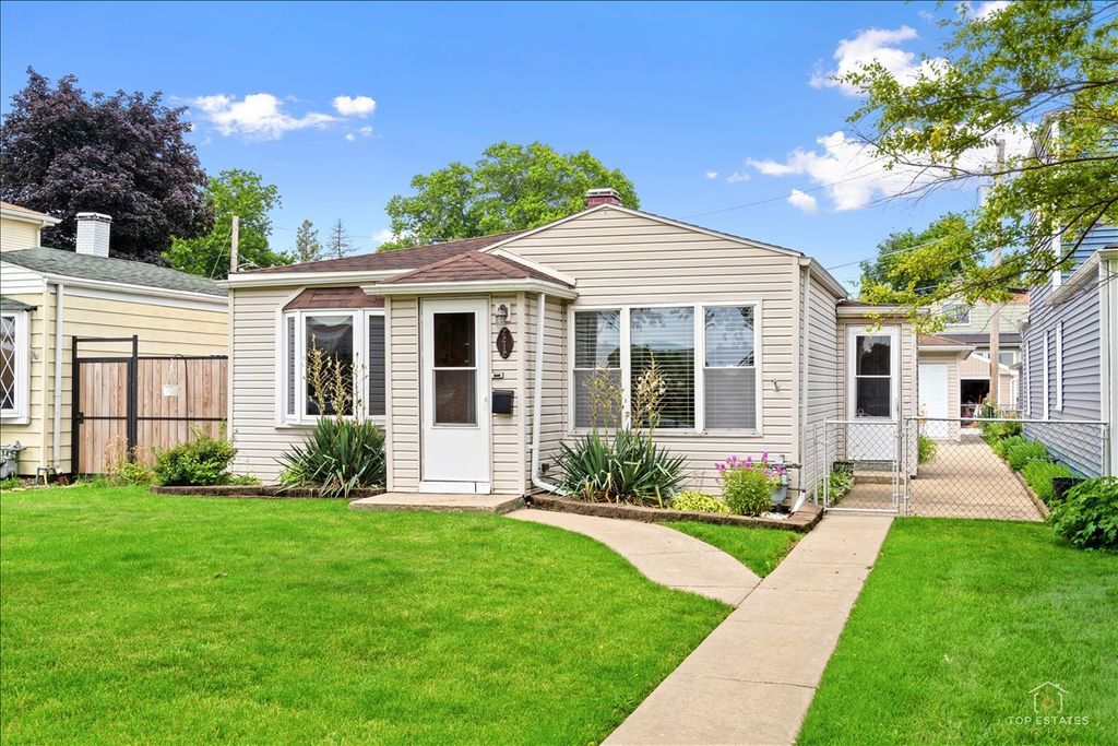 2212 West Street, River Grove, IL 60171