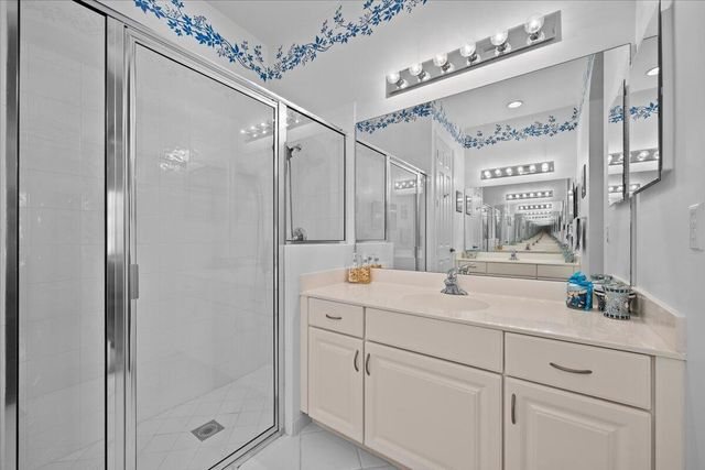 50 Stoney Drive, Palm Beach Gardens, FL 33410