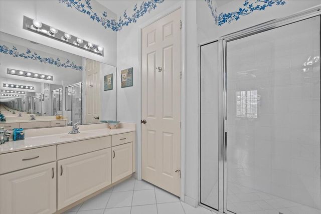 50 Stoney Drive, Palm Beach Gardens, FL 33410