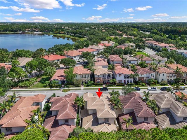 50 Stoney Drive, Palm Beach Gardens, FL 33410