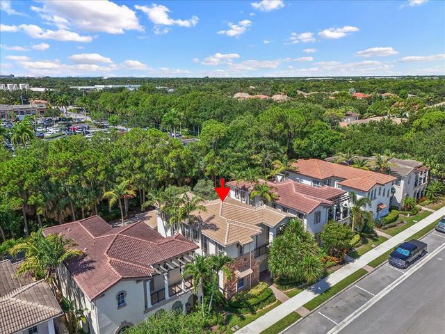 50 Stoney Drive, Palm Beach Gardens, FL 33410