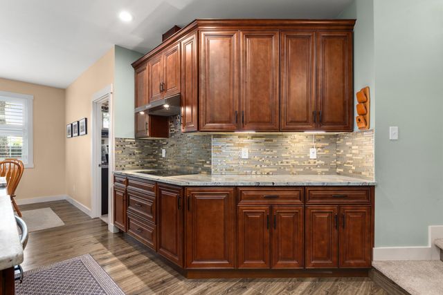 11410 N Rockaway Dr, Spokane, WA 99218