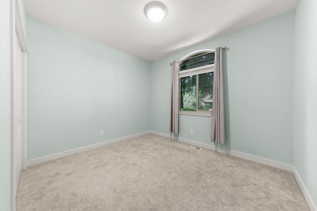 11410 N Rockaway Dr, Spokane, WA 99218