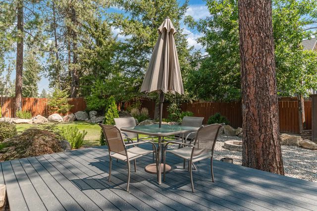 11410 N Rockaway Dr, Spokane, WA 99218