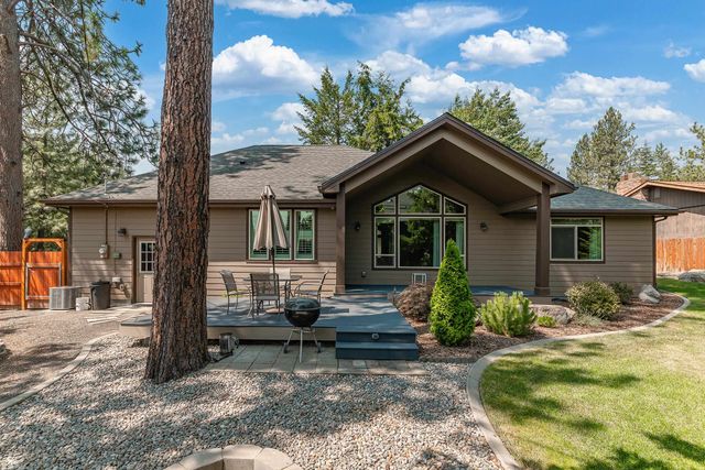 11410 N Rockaway Dr, Spokane, WA 99218
