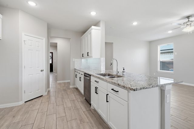 1133 Rushmore Drive, Burleson, TX 76028