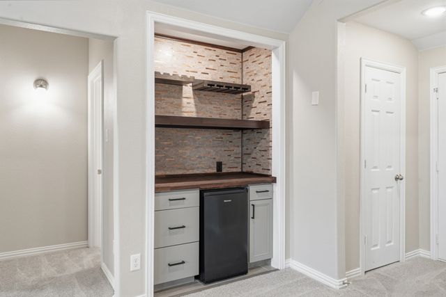 1133 Rushmore Drive, Burleson, TX 76028
