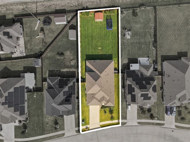 1133 Rushmore Drive, Burleson, TX 76028
