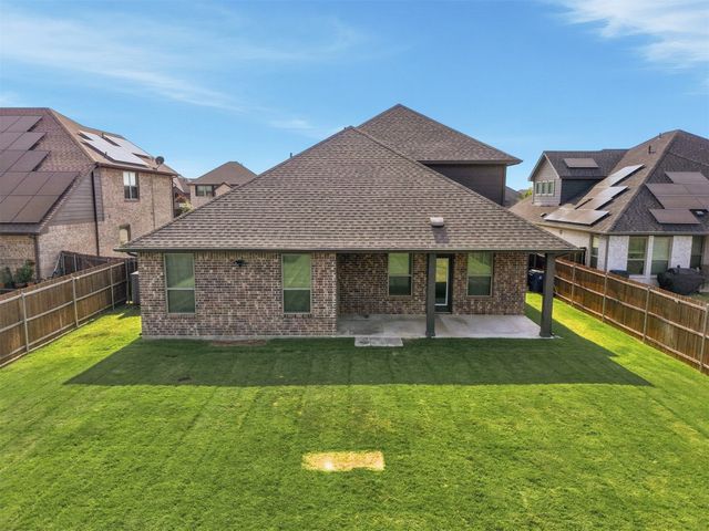 1133 Rushmore Drive, Burleson, TX 76028