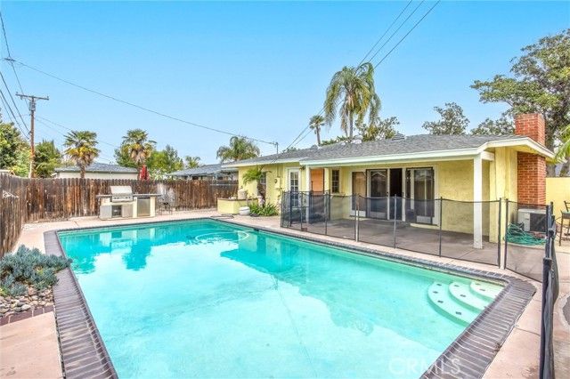 6795 Glacier, Riverside, CA 92506