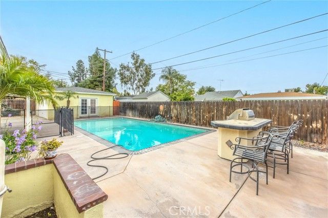 6795 Glacier, Riverside, CA 92506