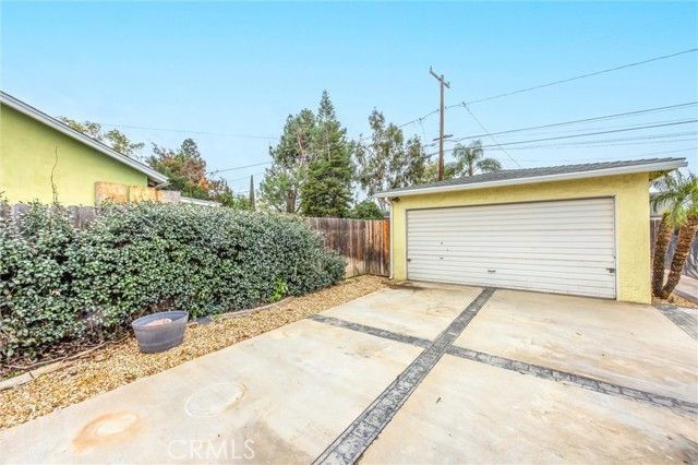 6795 Glacier, Riverside, CA 92506