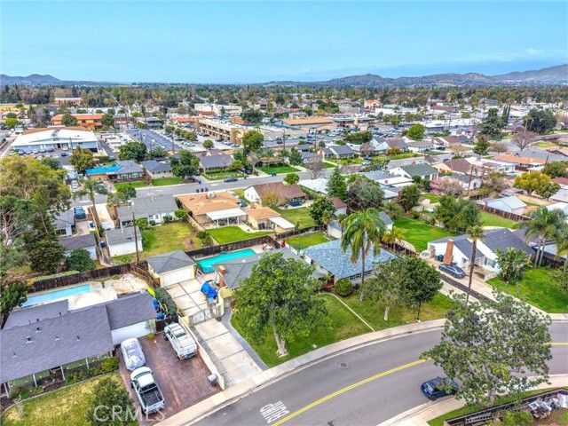 6795 Glacier, Riverside, CA 92506