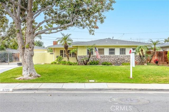 6795 Glacier, Riverside, CA 92506