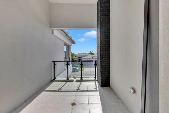 8571 Shoreacres Street, Boca Raton, FL 33434