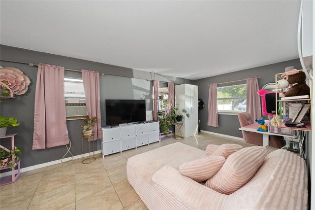 814 IRWIN DRIVE, Orlando, FL 32807