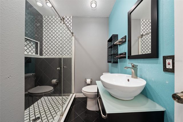 814 IRWIN DRIVE, Orlando, FL 32807