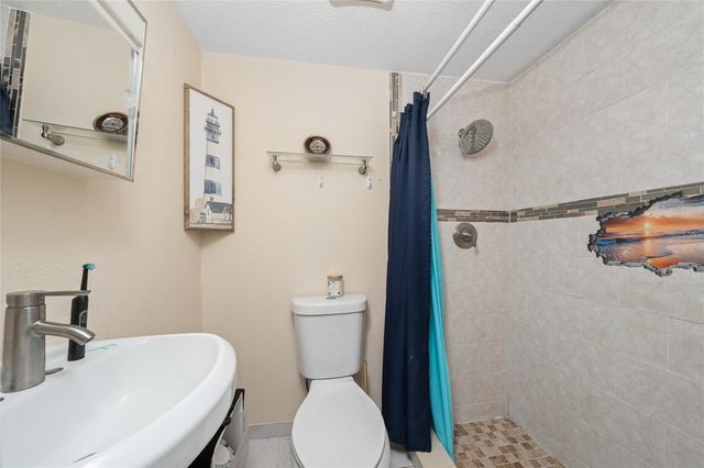 814 IRWIN DRIVE, Orlando, FL 32807