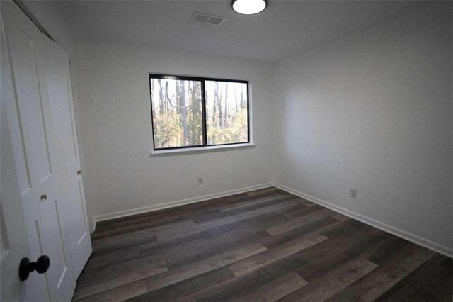 6788 E Woodridge E Place, Douglasville, GA 30135