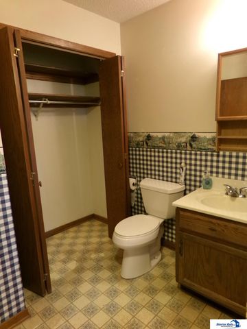 208 N Ash Avenue, Plymouth, NE 68424