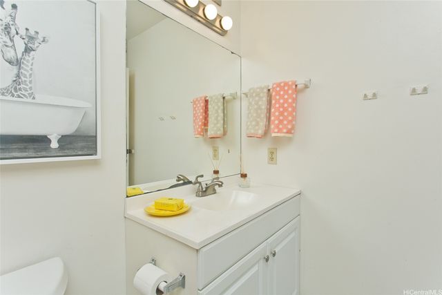 827 Kinau Street D702, Honolulu, HI 96813