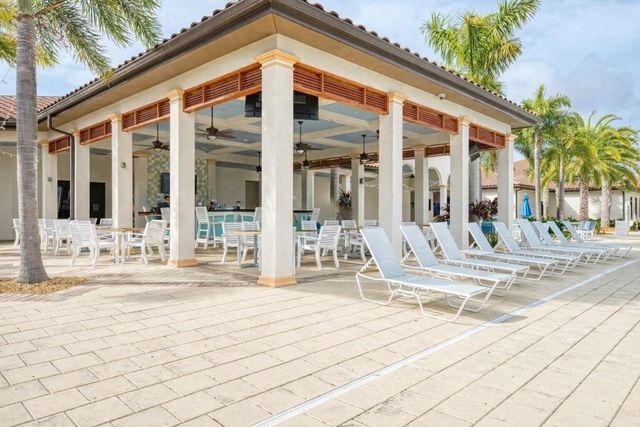 10042 CROOKED CREEK DRIVE 102, Venice, FL 34293