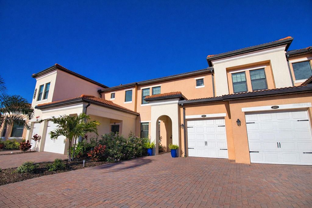 10042 CROOKED CREEK DRIVE 102, Venice, FL 34293