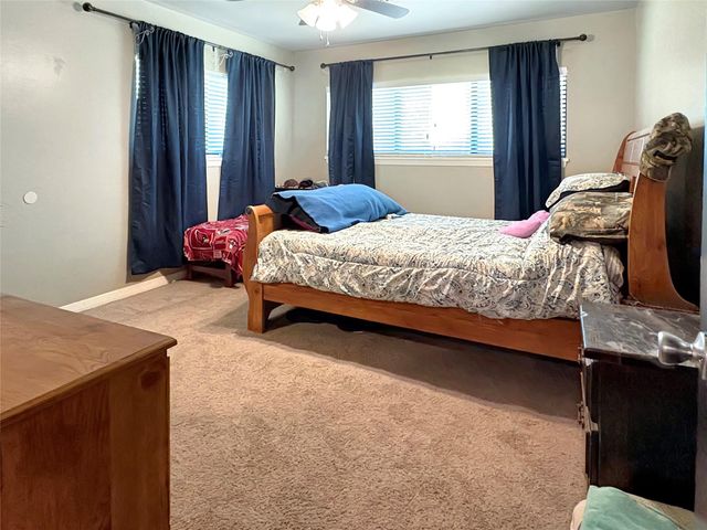 110 S Woodsway Street E, Conroe, TX 77301