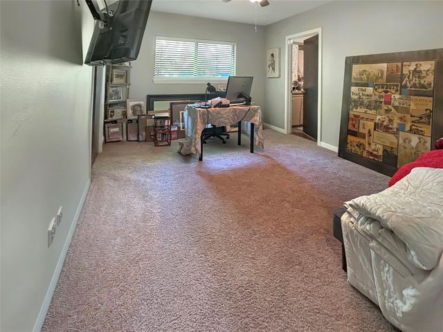 110 S Woodsway Street E, Conroe, TX 77301