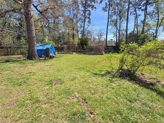 110 S Woodsway Street E, Conroe, TX 77301