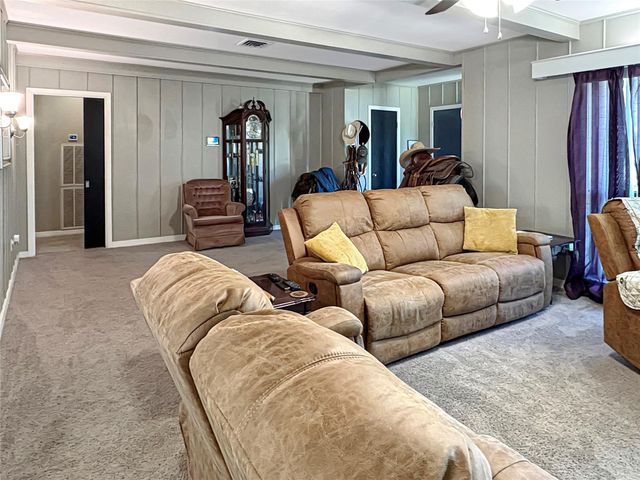 110 S Woodsway Street E, Conroe, TX 77301