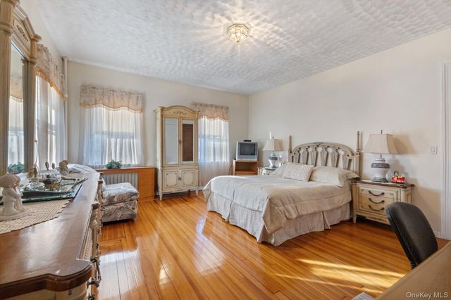 307 N Fulton Avenue, Fleetwood, NY 10552