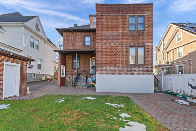 307 N Fulton Avenue, Fleetwood, NY 10552