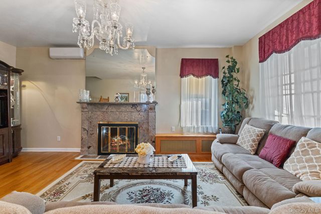 307 N Fulton Avenue, Fleetwood, NY 10552