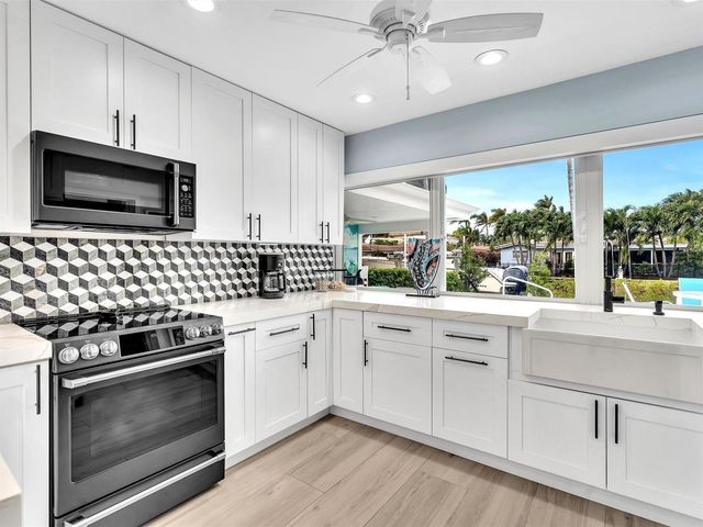 829 Appleby Street, Boca Raton, FL 33487