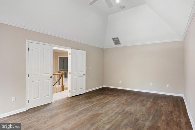 2 SHINGLE OAK DR, Voorhees, NJ 08043