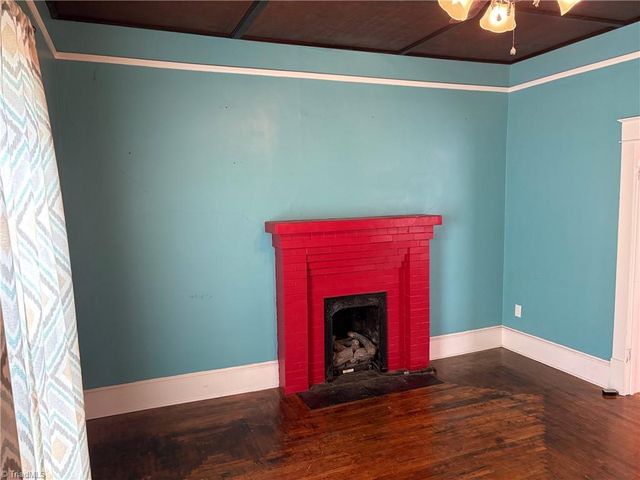 1104 Barnes Street, Reidsville, NC 27320