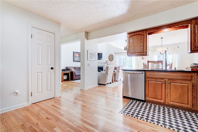 1143 Ridge Crest Drive, Victor, NY 14564