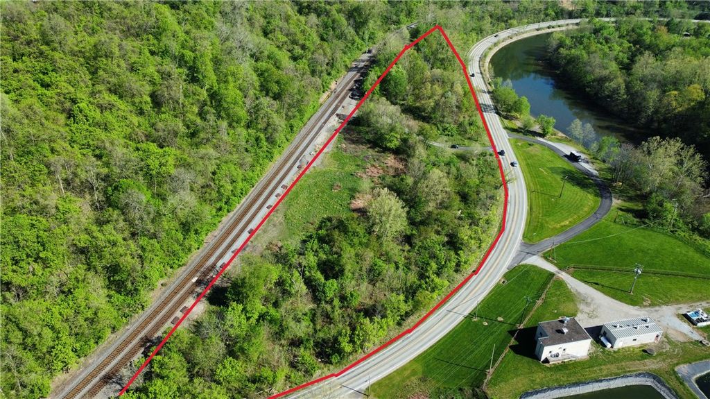 109 Main St, East Bethlehem, PA 15322