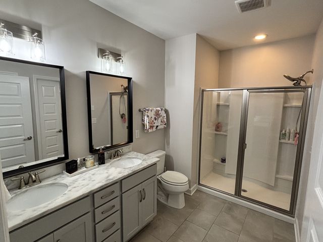 155 Spade Leaf Blvd, Hendersonville, TN 37075