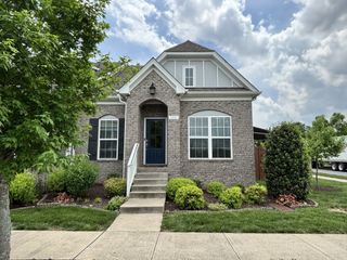155 Spade Leaf Blvd, Hendersonville, TN 37075