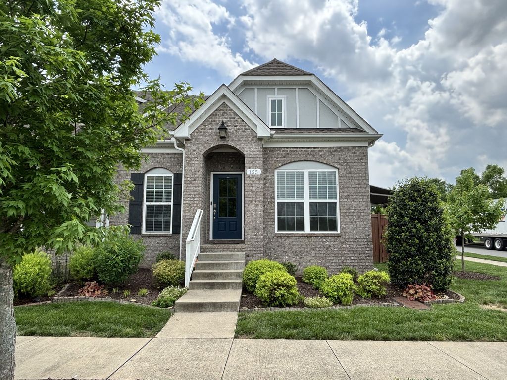 155 Spade Leaf Blvd, Hendersonville, TN 37075