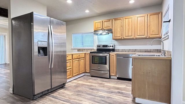 41 E Rockwell Ave, Spokane, WA 99207