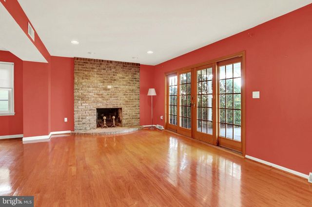 334 ALLENVIEW DRIVE, Mechanicsburg, PA 17055